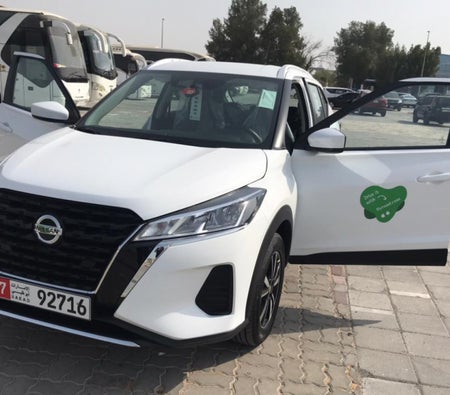 Location Nissan Coups de pied 2021 dans Dubai